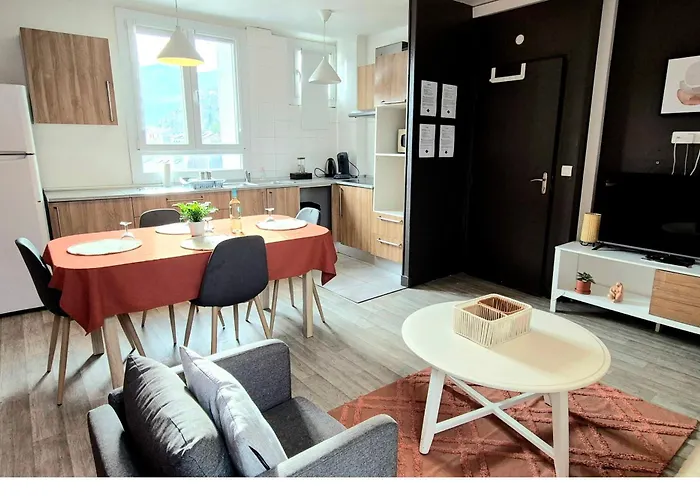 Cosy Chic Au Coeur De Lourdes-wifi-parking